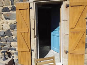 Organic Holidays - Les Liards Holiday Cottage, Les Liards, 63490 Egliseneuve des Liards. 